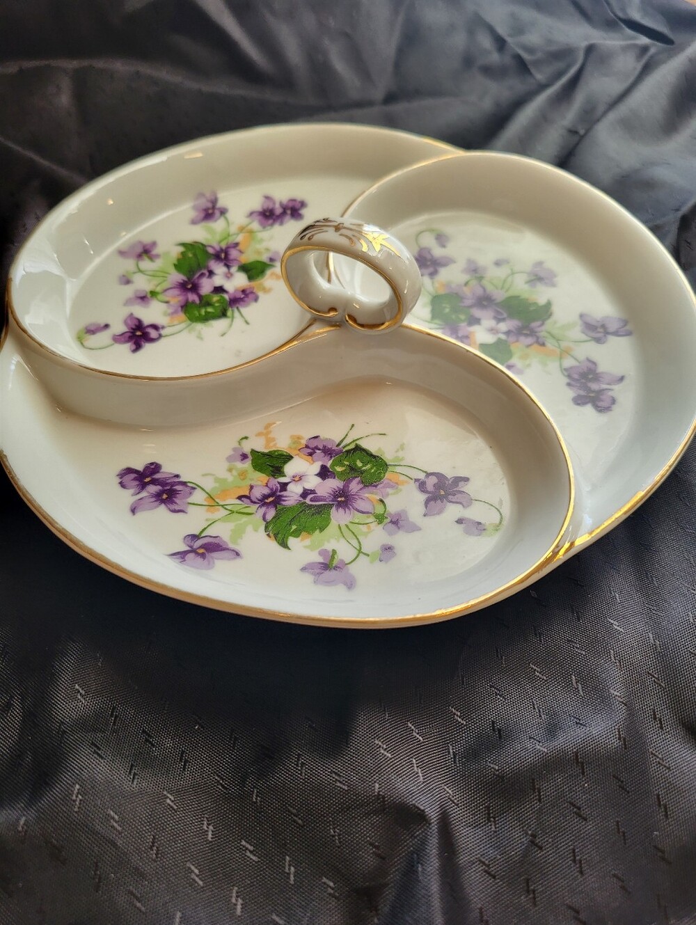 Nor Crest Violets In Snow